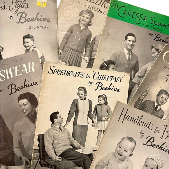(9) Lot of 7pcs Vintage Beehive 1950s Knitting books baby family child - Picture 3 of 6